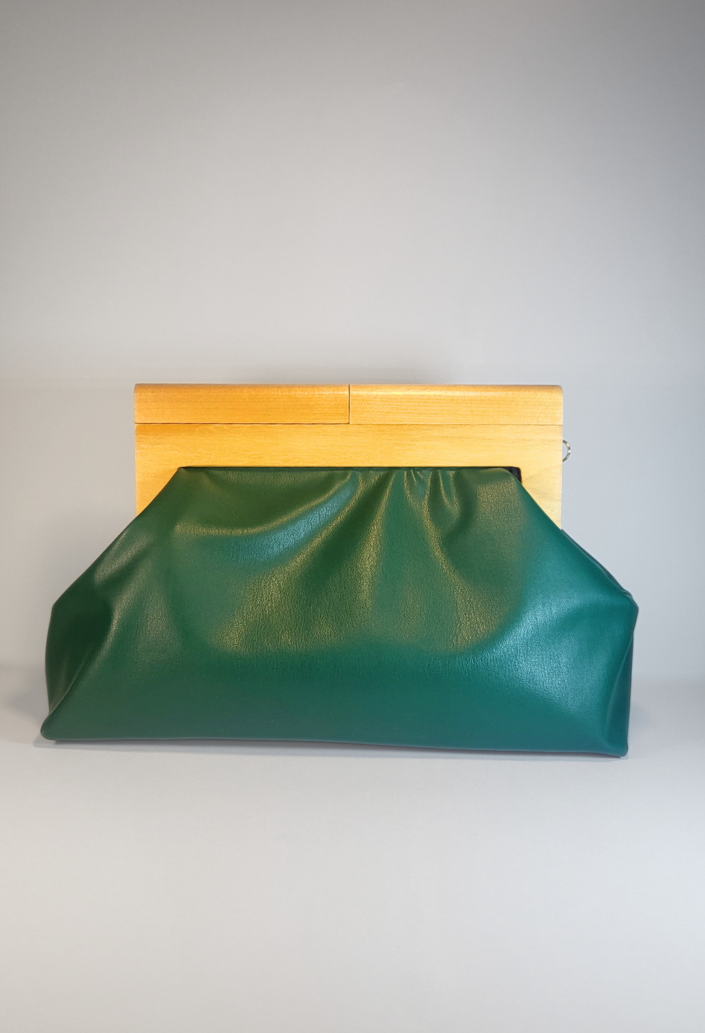 VERDE AURA CLUTCH