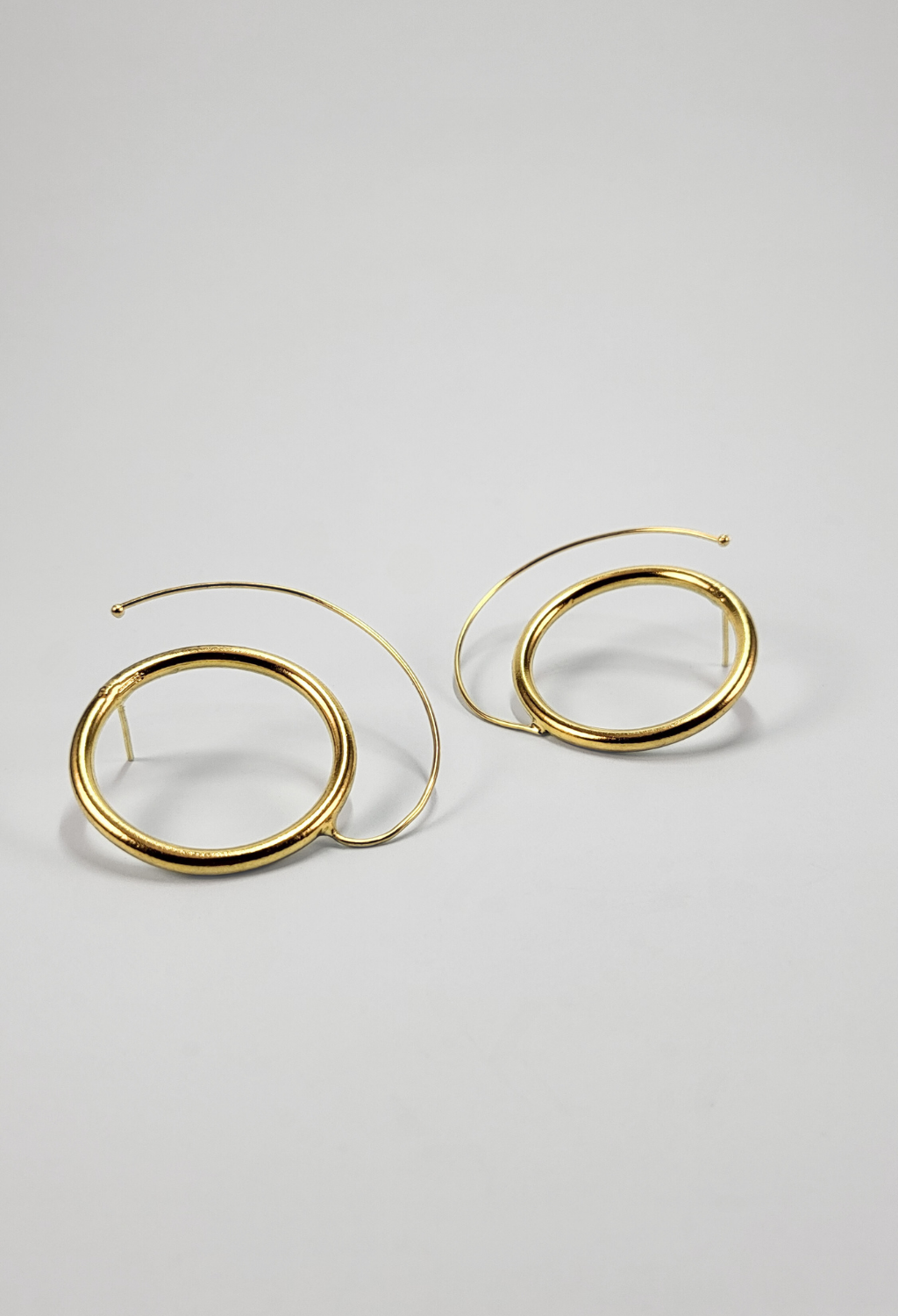 CECİLİA EARCUFF KÜPE